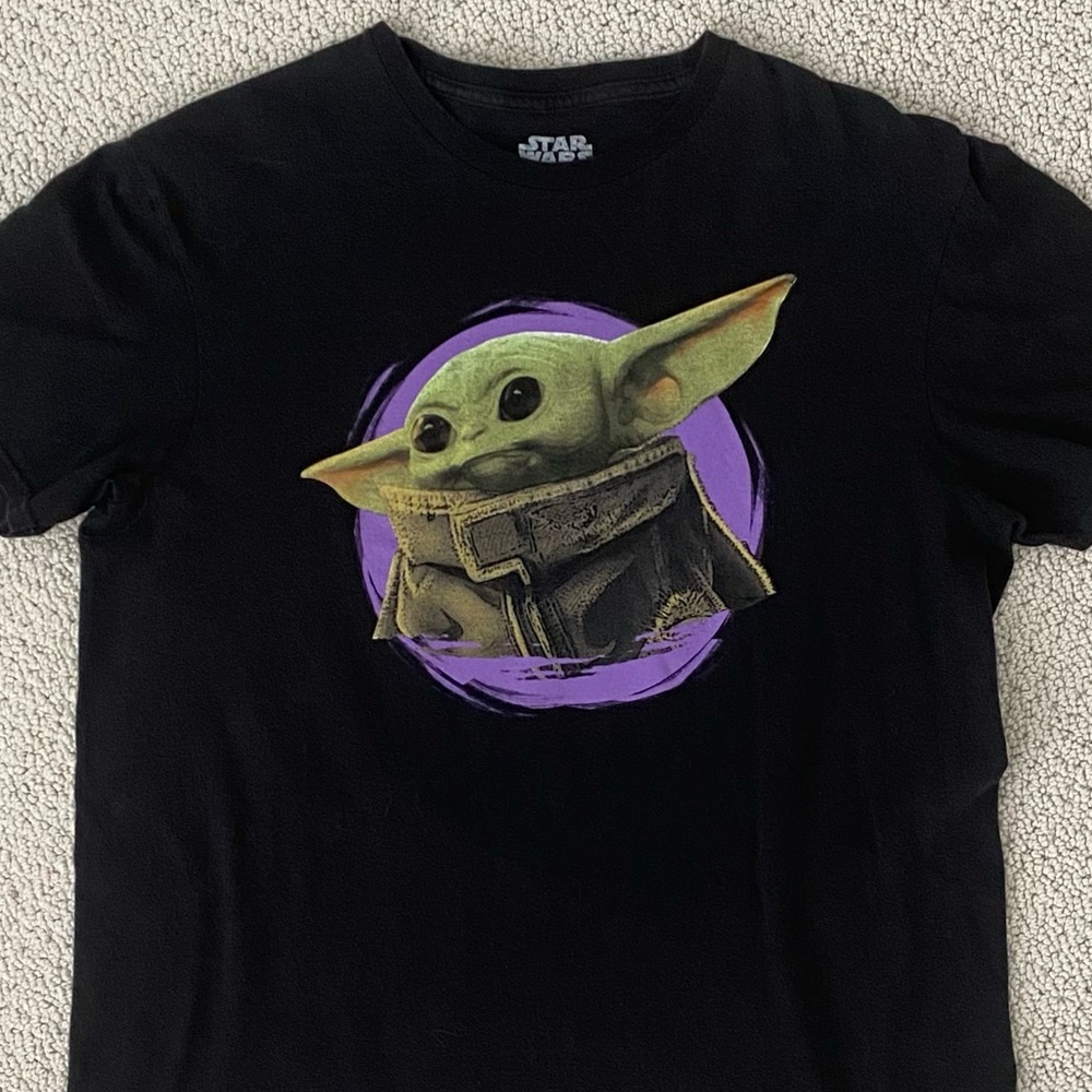 Star Wars Mandalorian Baby Yoda T-Shirt